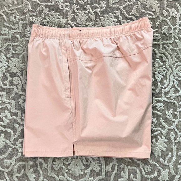 NWOT VRST Men’s Everyday 5” Shorts - Picture 2 of 15